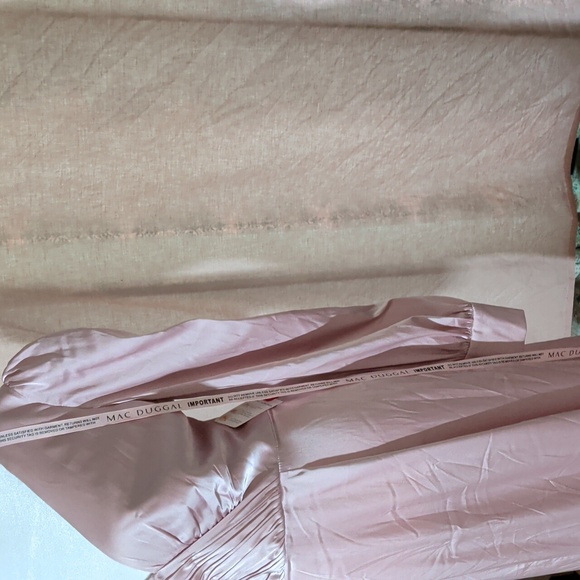 Mac Duggal Raspberry Satin Gown - Picture 4 of 9